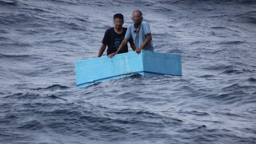 Pescadores são resgatados após cinco dias à deriva no México