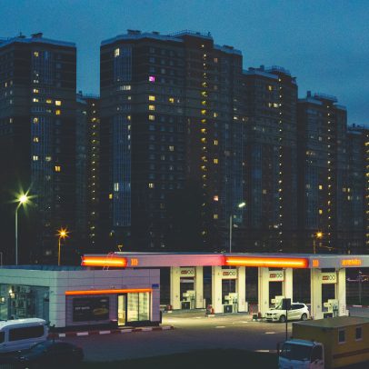Rússia volta a ter filas em postos após nova crise de combustível