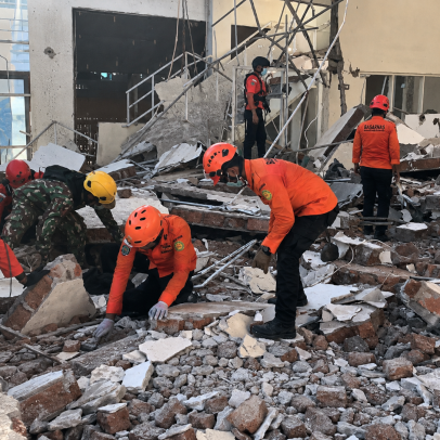 Terremoto na Indonésia: milhares fora de casa e pelo menos 53 mortos