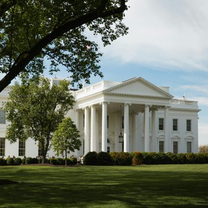 Estados Unidos vão revogar vistos de milhares de solicitantes de asilo