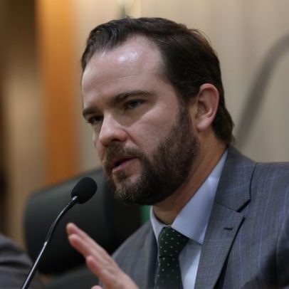 Durigan diz que foco de Lula será fim da 6x1 em eventual novo governo