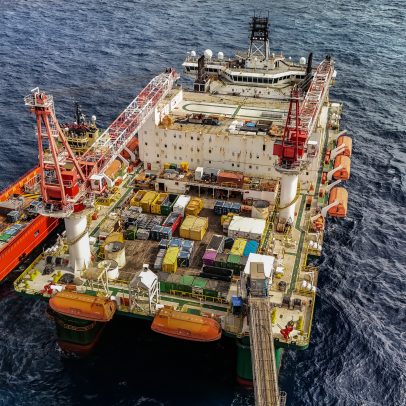 Governo prorroga imposto de 12% sobre exportação de petróleo