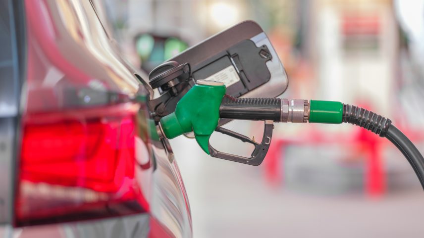 Governo deve prorrogar subsídio de R$ 0,44 por litro de gasolina até setembro
