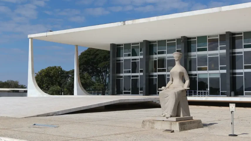 STF retira de pauta julgamento sobre eleição para mandato-tampão no RJ