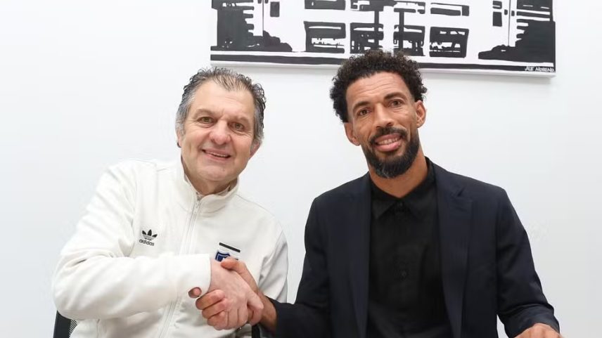 Vozinha assina contrato de seis meses com o Colo-Colo