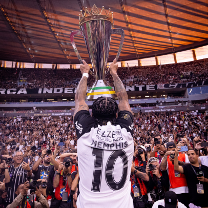 Como foi a passagem de Memphis Depay pelo Corinthians