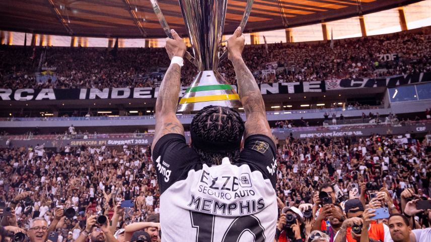 Como foi a passagem de Memphis Depay pelo Corinthians