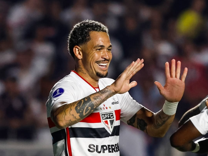 São Paulo vence o Bolívar, encerra jejum e avança na Sul-Americana