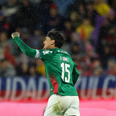 Gustavo Gómez decide no Paraguai, e Palmeiras elimina o Cerro