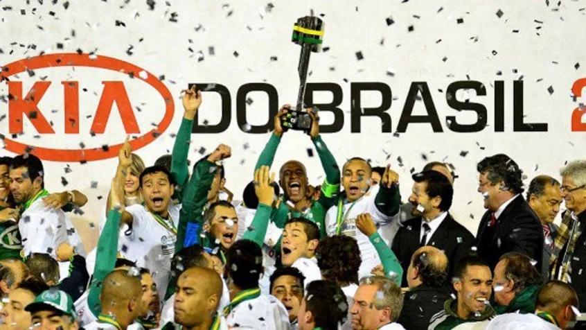 Título e queda? Quatro times das quartas da Copa do Brasil lutam contra o Z4