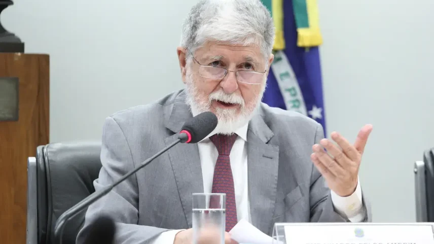 Amorim critica tentativa dos EUA de impor embaixador ao Brasil: “Não foi por acaso"