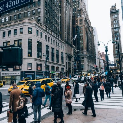 Vagas de emprego disponíveis nos EUA recuam em junho