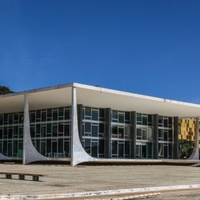 Dino manda PF apurar transferências de R$ 55,4 milhões em emendas Pix