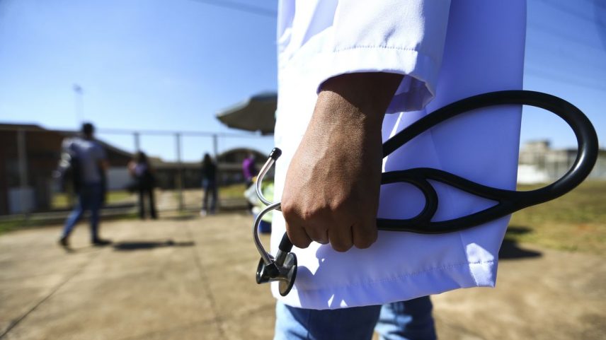 Justiça suspende punições do MEC a faculdades de Medicina mal avaliadas