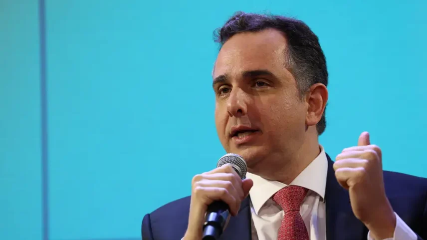Senado aprova Rodrigo Pacheco para o TCU