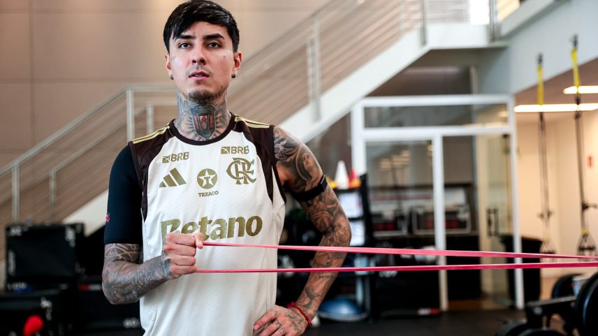 Flamengo renova com Erick Pulgar até o fim de 2029