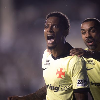 Vasco na Série B goleou o Vitória em 2009 na única classificação do confronto