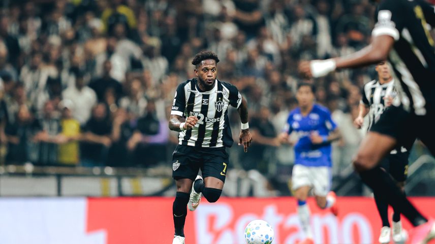 Atlético-MG vira sobre o Cruzeiro com um a mais e avança à semifinal da Copa do Brasil