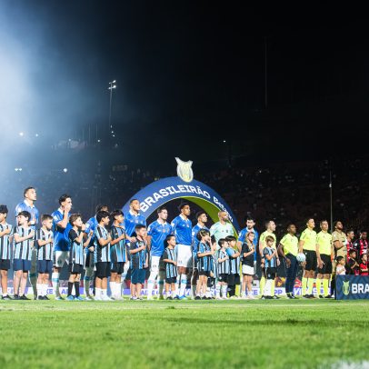 Renê decide, Vitória bate Grêmio e encerra jejum no Barradão