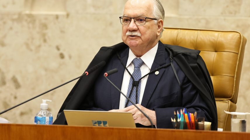 Fachin diz que STF vive “período difícil” e pede respeito entre ministros