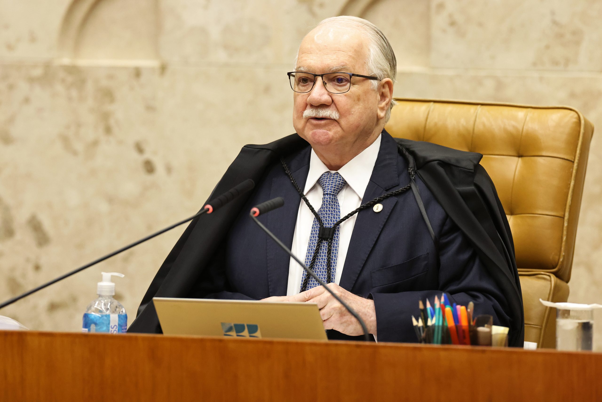 Fachin devolve caso de fraude no INSS a Mendonça