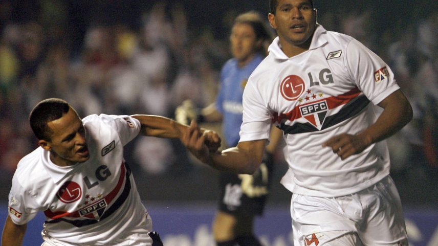 São Paulo já virou um confronto contra o Boca na Sul-Americana, em 2007