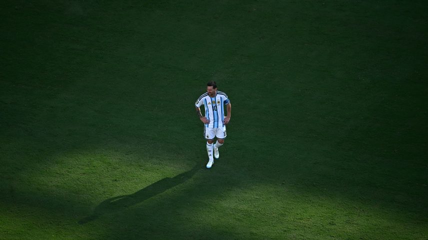 Marca de cerveja crava Messi como melhor jogador da história