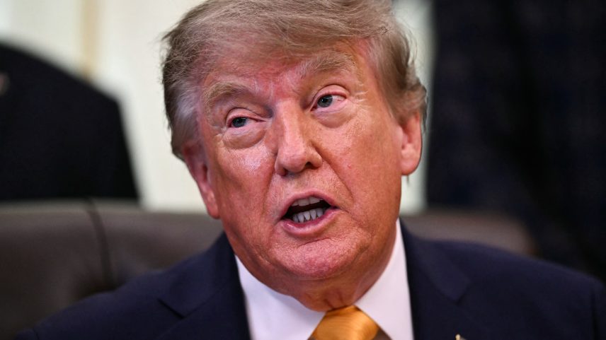 Enviados dos EUA viajam para discutir paz na Ucrânia, diz Trump