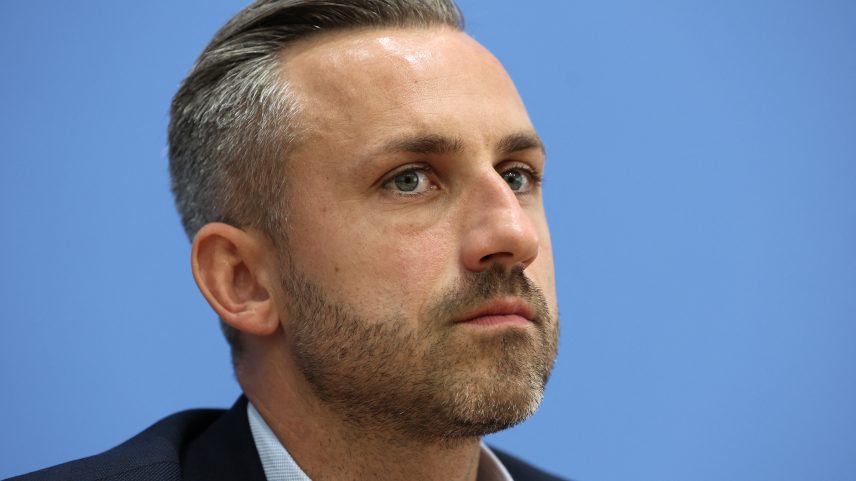 AfD vence eleição regional e negocia apoio para governar na Alemanha