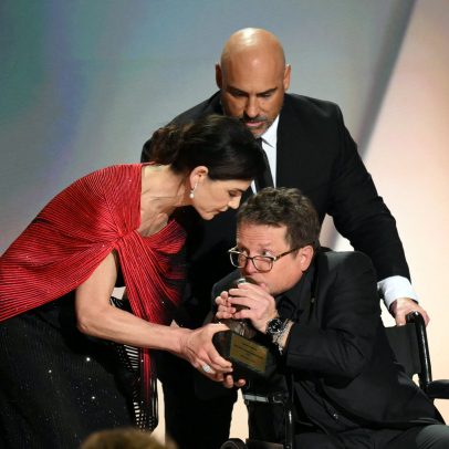 Michael J. Fox ganha Emmy por mobilização contra o Parkinson