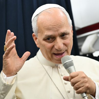 Papa Leão diz que temor de fim do mundo causado pela IA não é “fake news”
