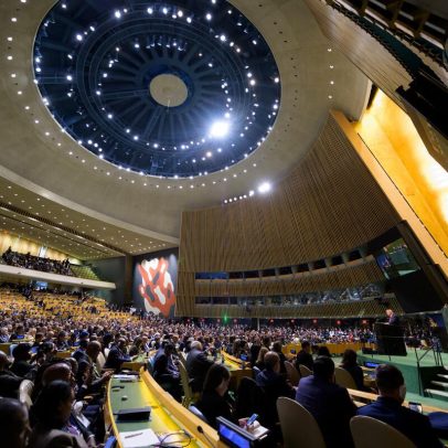 Na ONU, 80 países pedem reabertura do Estreito de Ormuz