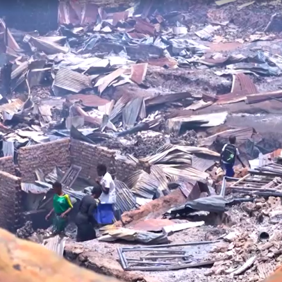 Incêndio mata ao menos 24 crianças e destrói escolas no Congo