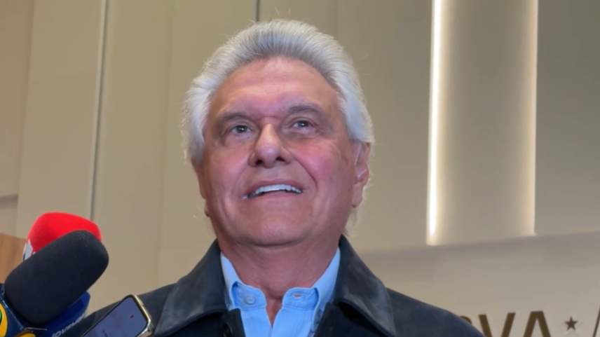 Ronaldo Caiado recebe alta após internação por pneumonia