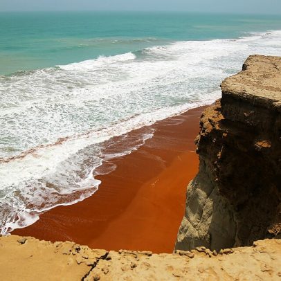 Irã anuncia zona marítima restrita fora do Estreito de Ormuz