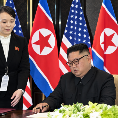 Irmã de Kim Jong Un chama de "idiota" quem espera desnuclearização da Coreia do Norte