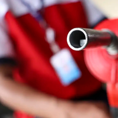 Petrobras retira desconto, mas gasolina cai R$ 0,19 com tributos