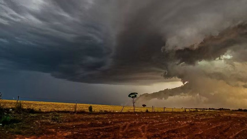 Dois tornados atingem o Paraná em menos de 24 horas