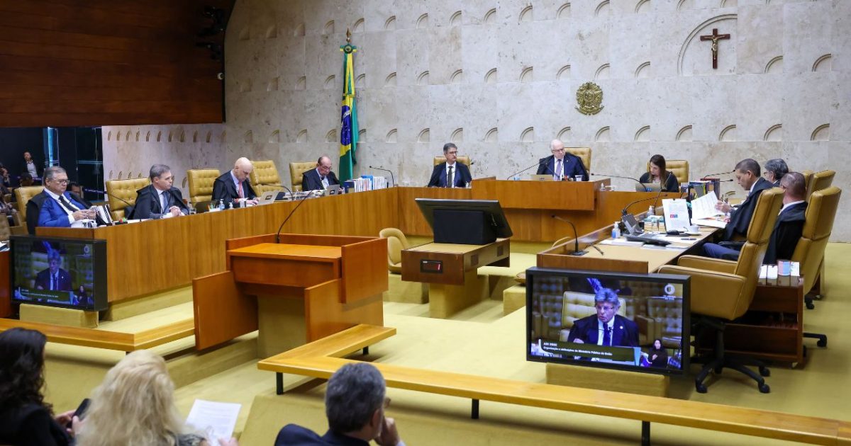 ????AO VIVO: STF faz sessão para decidir se abre investigação contra Moraes