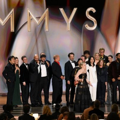 ‘Widow’s Bay’ e ‘The Pitt’ são os grandes vencedores do Emmy; veja lista