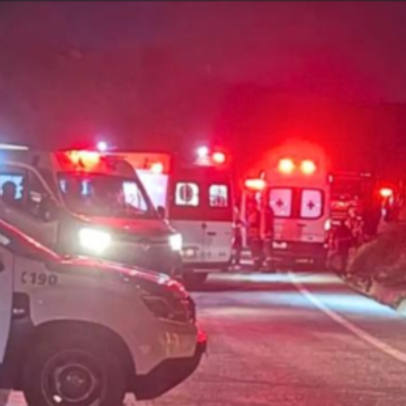 Ônibus tomba e deixa três mortos em rodovia no Espírito Santo
