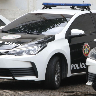 Polícia prende quatro pessoas no RJ em operação contra desvio de armas