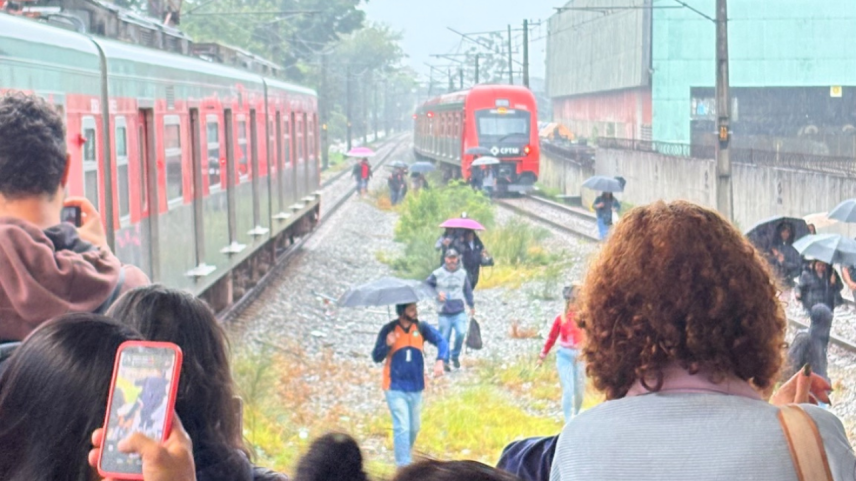 Falha elétrica afeta circulação da Linha 12-Safira da CPTM