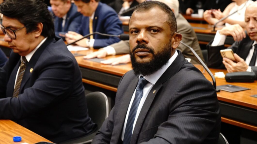 Tarcísio demite Delegado da Cunha da Polícia Civil