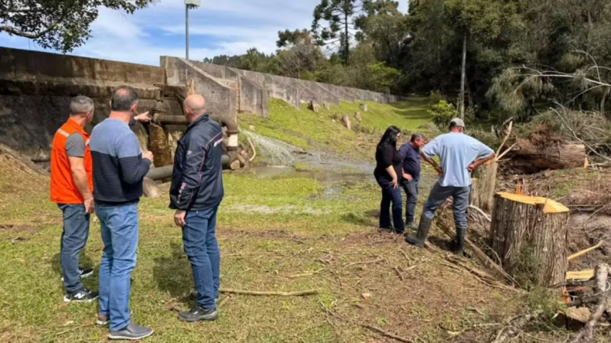 Defesa Civil alerta para risco iminente de rompimento de barragem no RS
