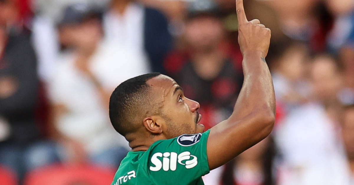 Palmeiras passa sufoco, mas elimina LDU nos pênaltis e vai à semi da Libertadores