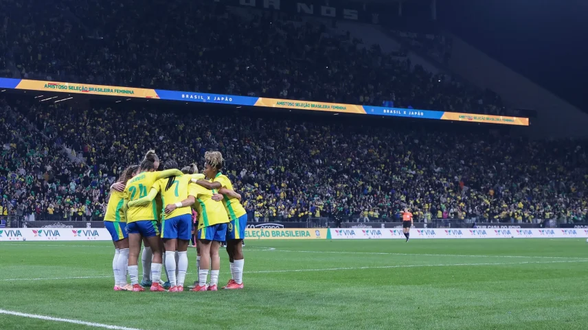 Lula sanciona lei de incentivo ao desenvolvimento do futebol feminino