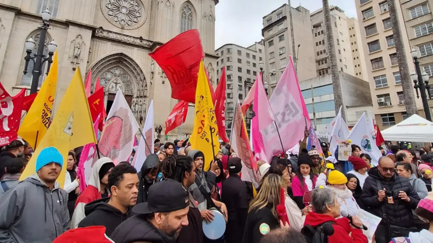 Grito dos Excluídos pede moradia e combate ao feminicídio