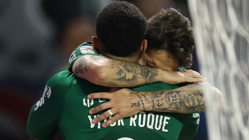 Palmeiras vence São Paulo e retoma liderança do Brasileirão