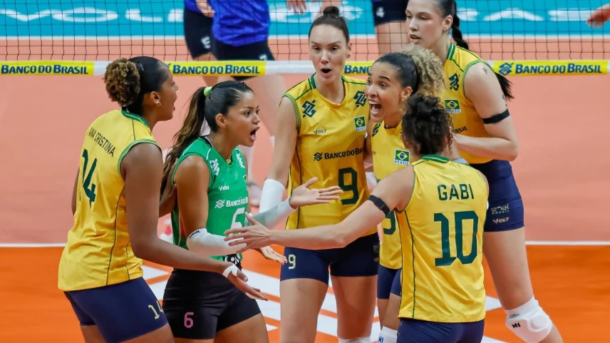 Brasil vence Chile no vôlei e fica perto da vaga olímpica